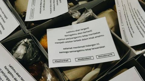 Secarik Kertas Nasi Kotak Salman ITB